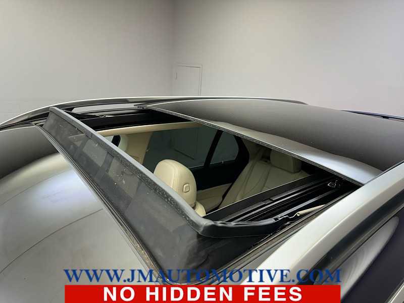 Used 2021 Mercedes-Benz GLE 350 4MATIC image 11