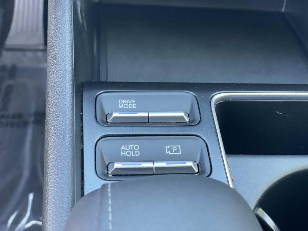 Certified 2024 Hyundai Sonata SEL FWD image 11