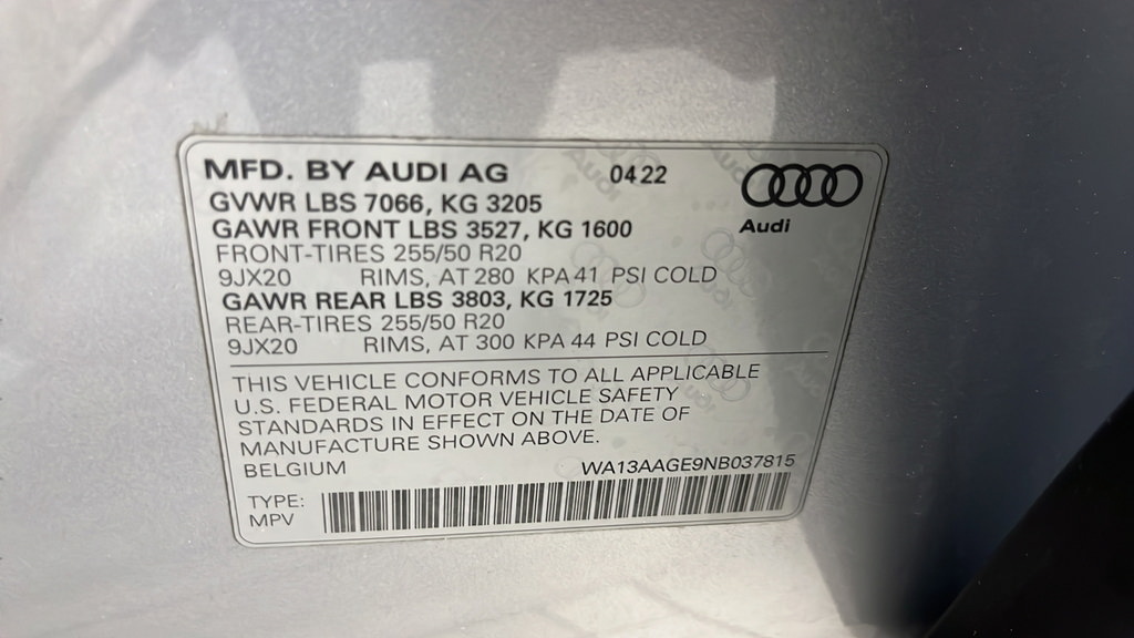 Used 2022 Audi e-tron Prestige w/ Prestige Package AWD/4WD image 26
