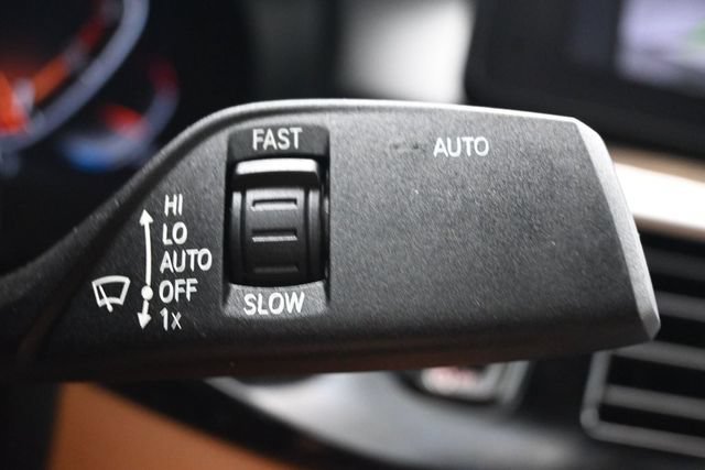 Used 2022 BMW 530i w/ M Sport Package RWD image 21