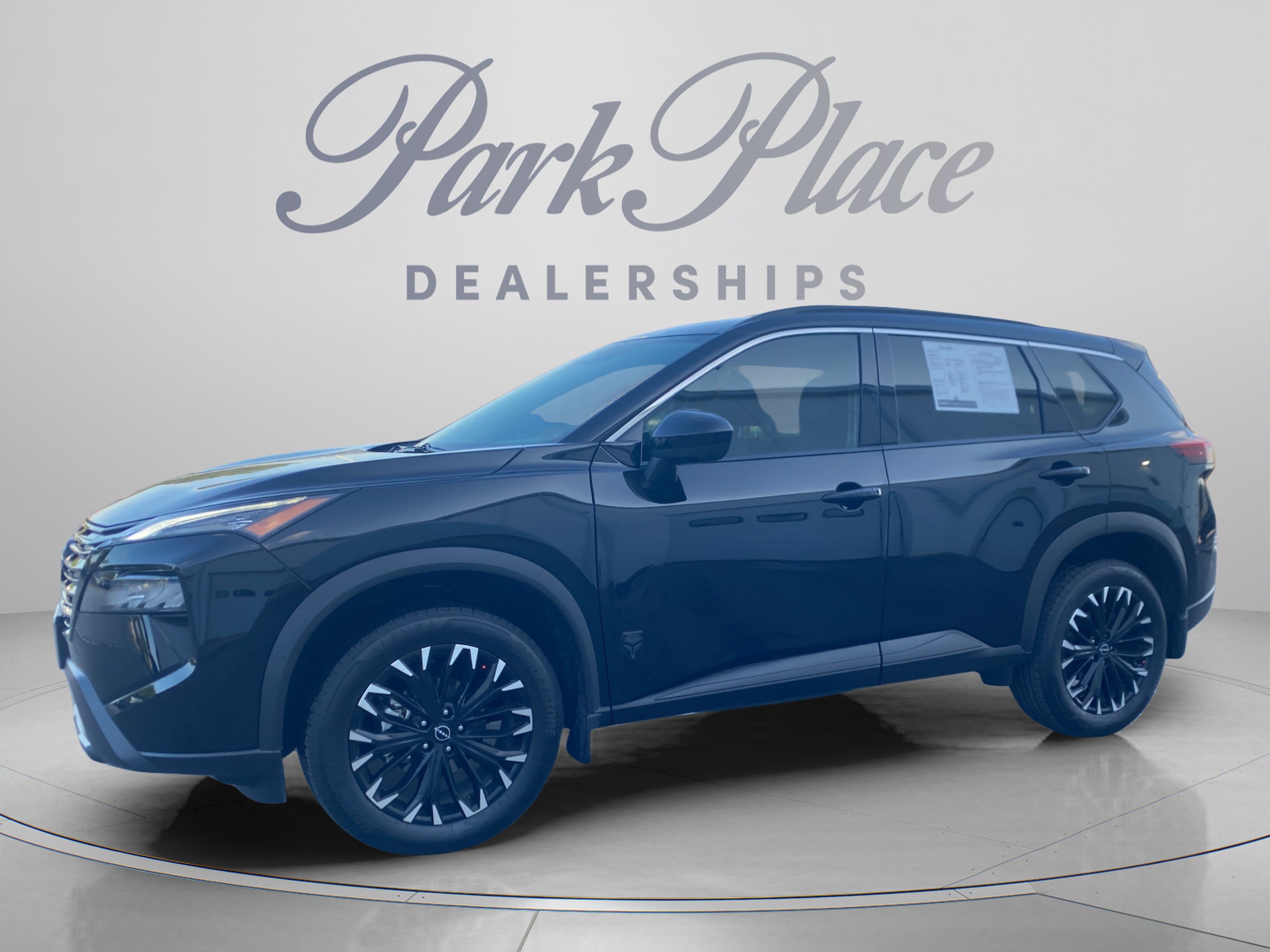 Used 2026 Nissan Rogue Dark Armor FWD image 1