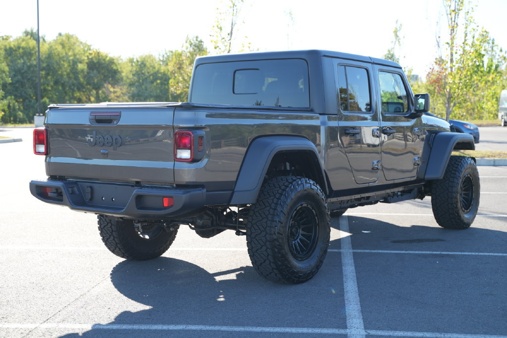 New 2026 Jeep Gladiator Sport w/ Dual Top Group AWD/4WD image 7