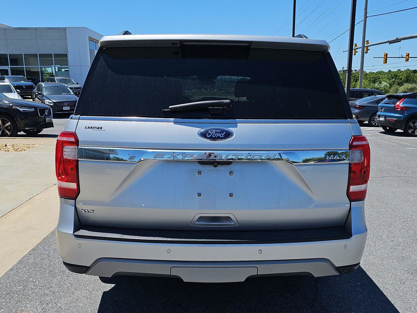 Used 2019 Ford Expedition Max XLT w/ Equipment Group 202A AWD/4WD image 5