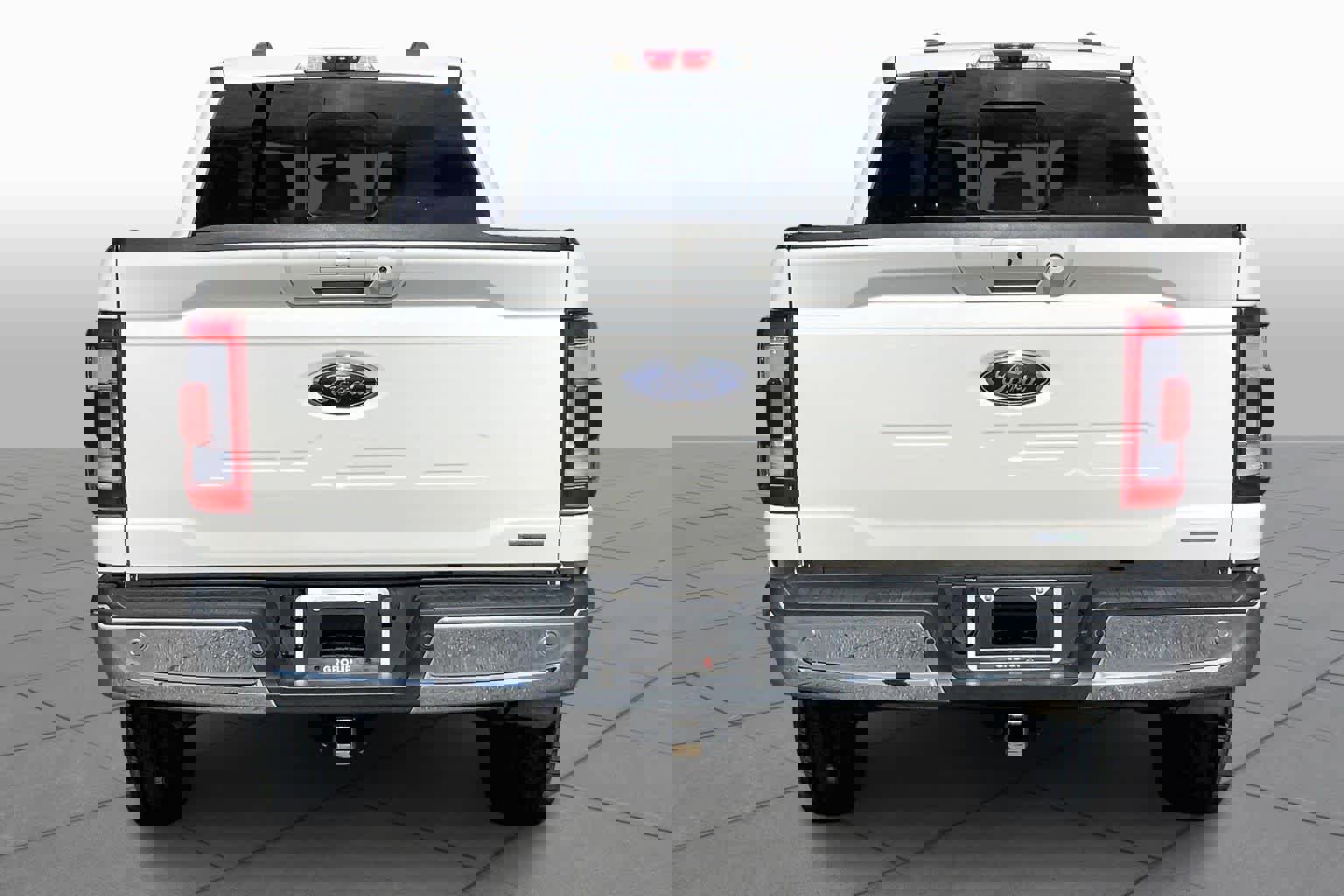 Used 2021 Ford F150 Lariat w/ Trailer Tow Package image 4