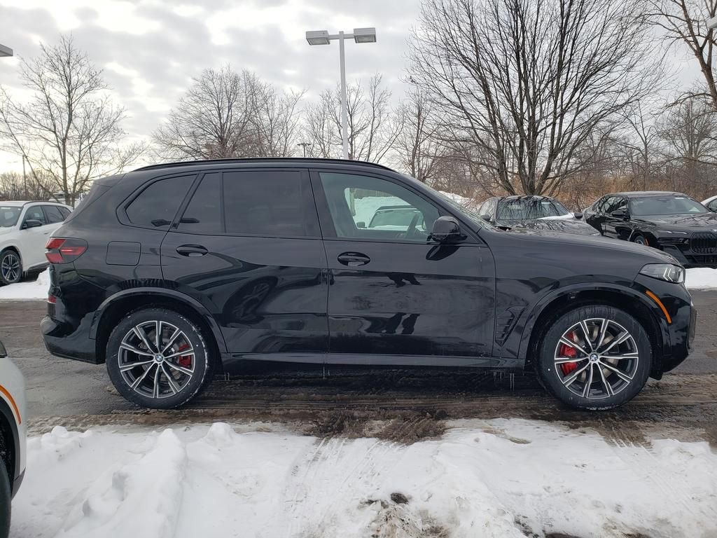 New 2026 BMW X5 M60i AWD/4WD image 3