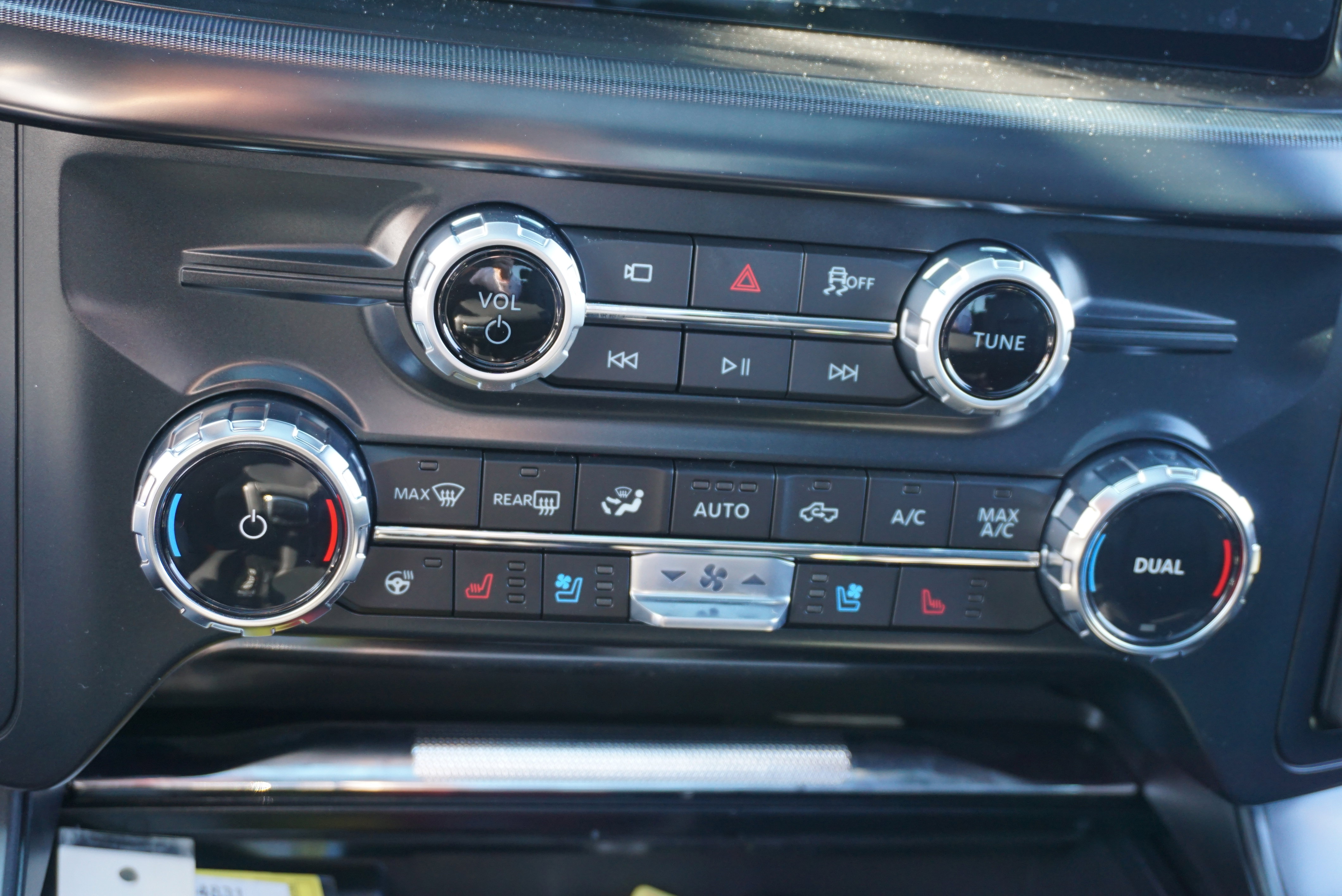 Used 2025 Ford F150 Lariat image 15