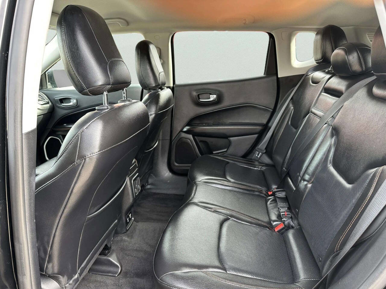 Used 2018 Jeep Compass Limited w/ Navigation Group image 12