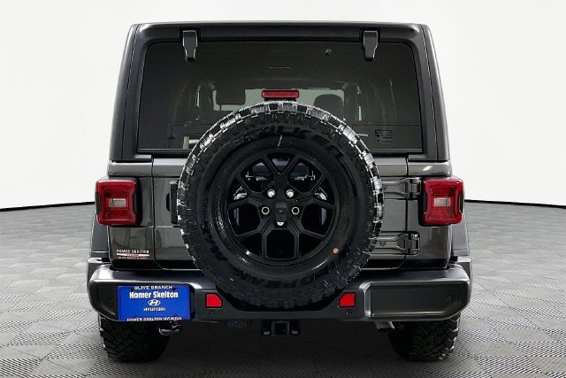Used 2024 Jeep Wrangler Unlimited Sport AWD/4WD image 5
