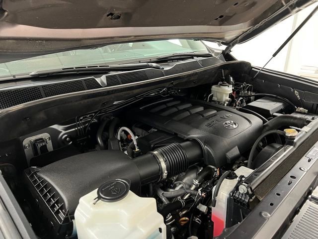 Used 2017 Toyota Tundra Limited w/ Limited Premium Package image 54