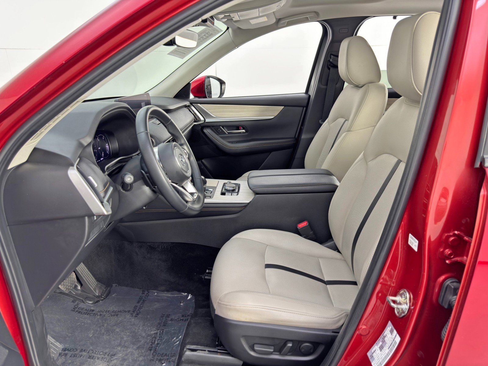 Used 2024 MAZDA CX-90 Plug-In Hybrid w/ Preferred AWD/4WD image 16