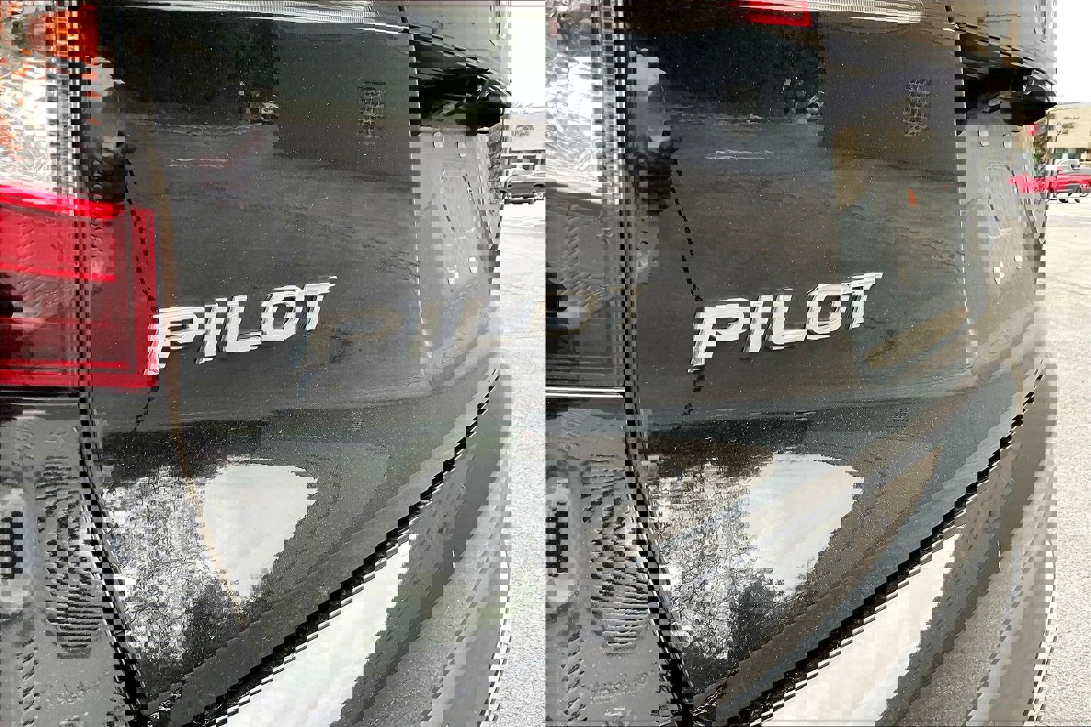 Used 2021 Honda Pilot Black Edition image 24