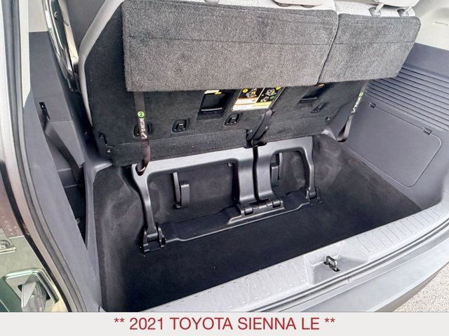 Used 2021 Toyota Sienna LE FWD image 21