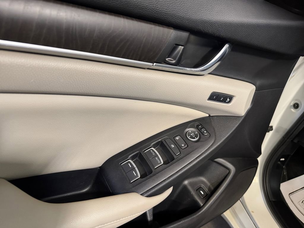 Used 2021 Honda Accord EX-L image 14