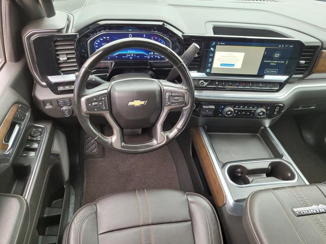 Used 2024 Chevrolet Silverado 2500 High Country w/ High Country Premium Package image 15