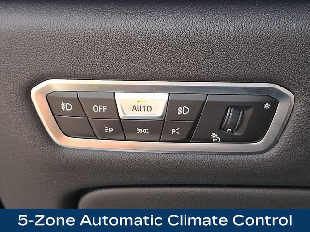 Used 2020 BMW X7 xDrive40i w/ Premium Package AWD/4WD image 9
