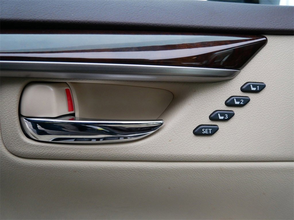 Used 2018 Lexus ES 350 w/ Premier Package image 14