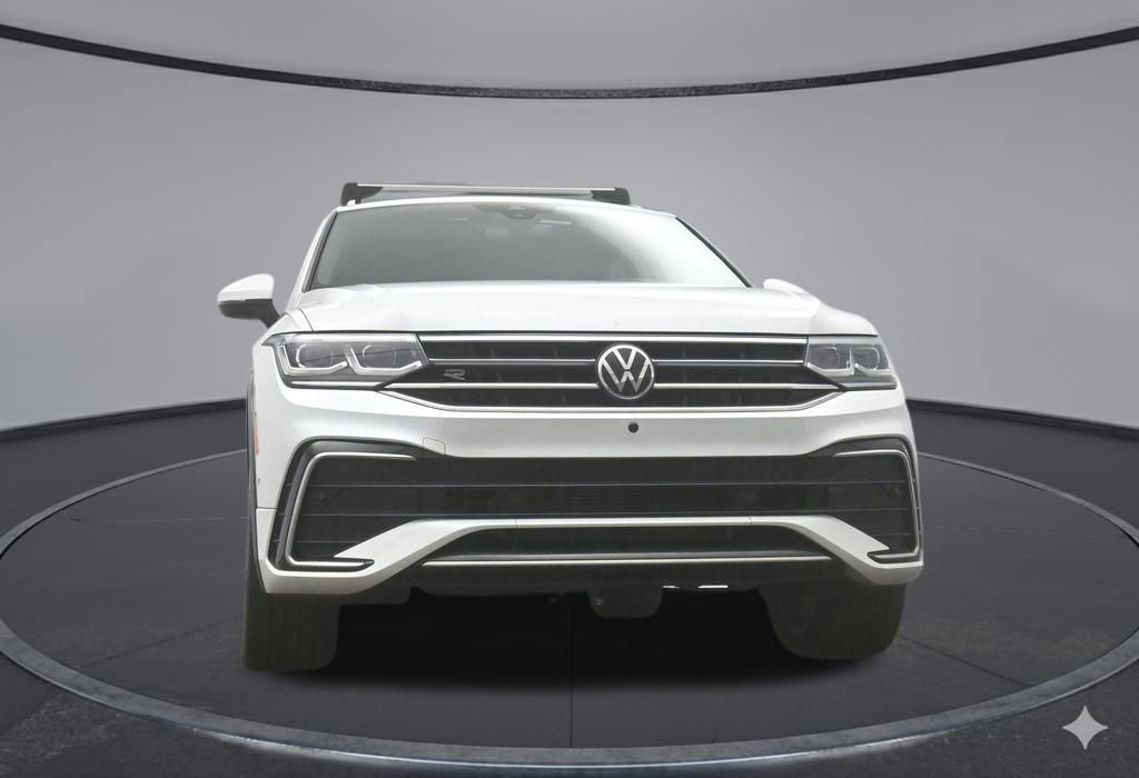 Used 2022 Volkswagen Tiguan SEL R-Line image 43