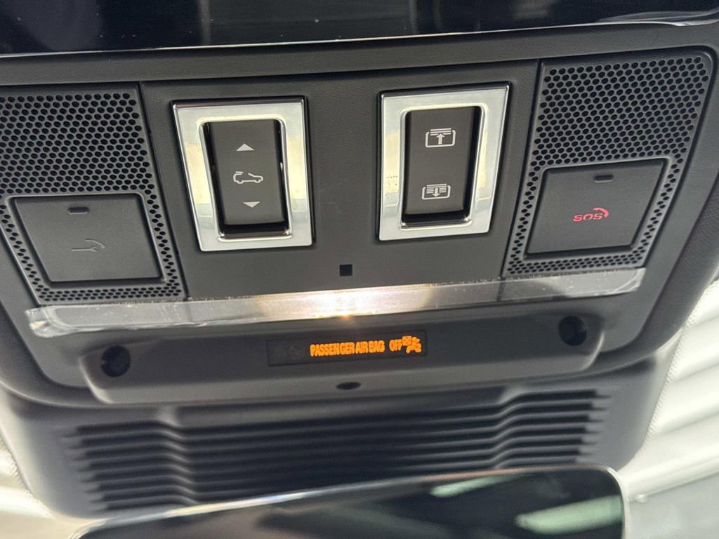 New 2026 Land Rover Range Rover Evoque S image 21