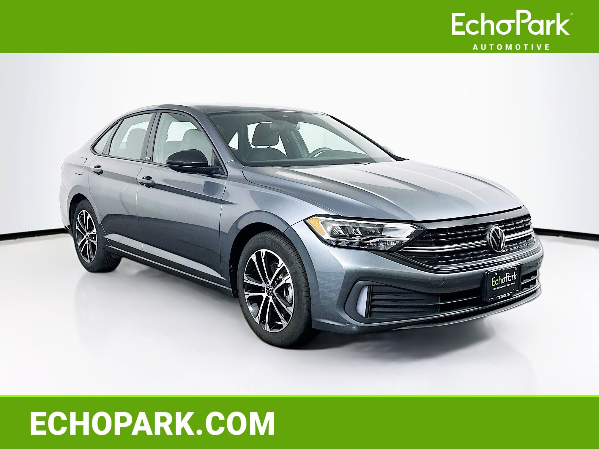 Used 2024 Volkswagen Jetta Sport FWD image 1