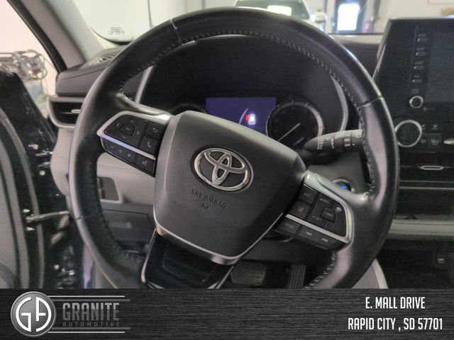 Used 2020 Toyota Highlander XLE w/ Protection Package #3 image 14