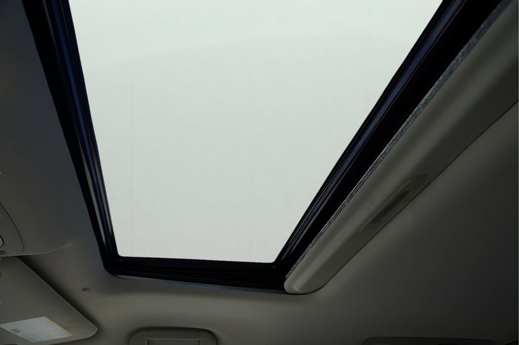 Used 2024 INFINITI QX80 Luxe image 30