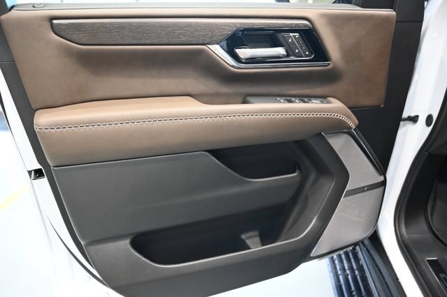 New 2026 GMC Yukon XL Denali Ultimate w/ LPO, Floor Liner Package AWD/4WD image 33