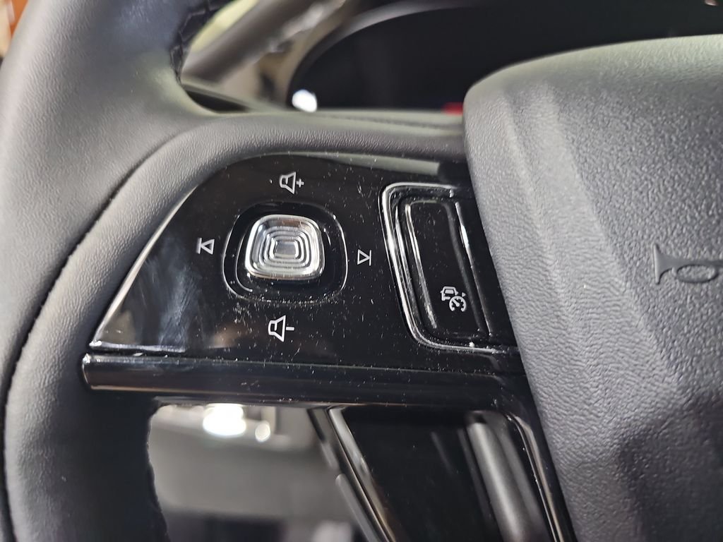 Used 2024 Lincoln Corsair AWD w/ Equipment Group 101A image 20