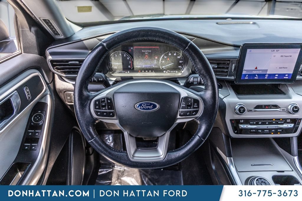 Used 2021 Ford Explorer XLT w/ Equipment Group 202A AWD/4WD image 6