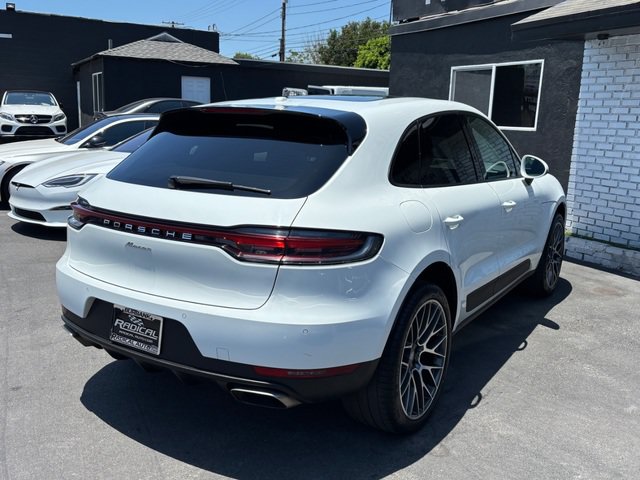 Used 2019 Porsche Macan AWD/4WD image 30