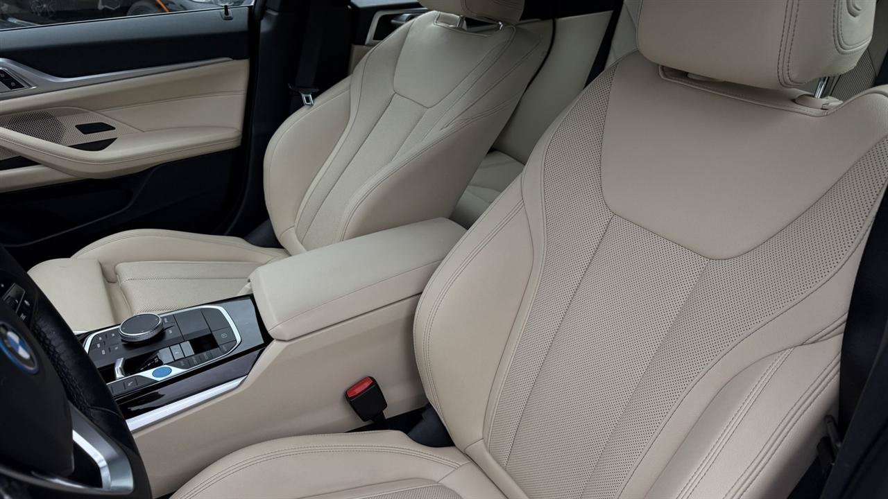 Used 2023 BMW i4 eDrive35 w/ Premium Package RWD image 29