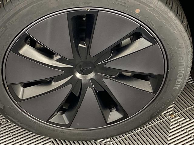 Used 2025 Tesla Model 3 Long Range image 26