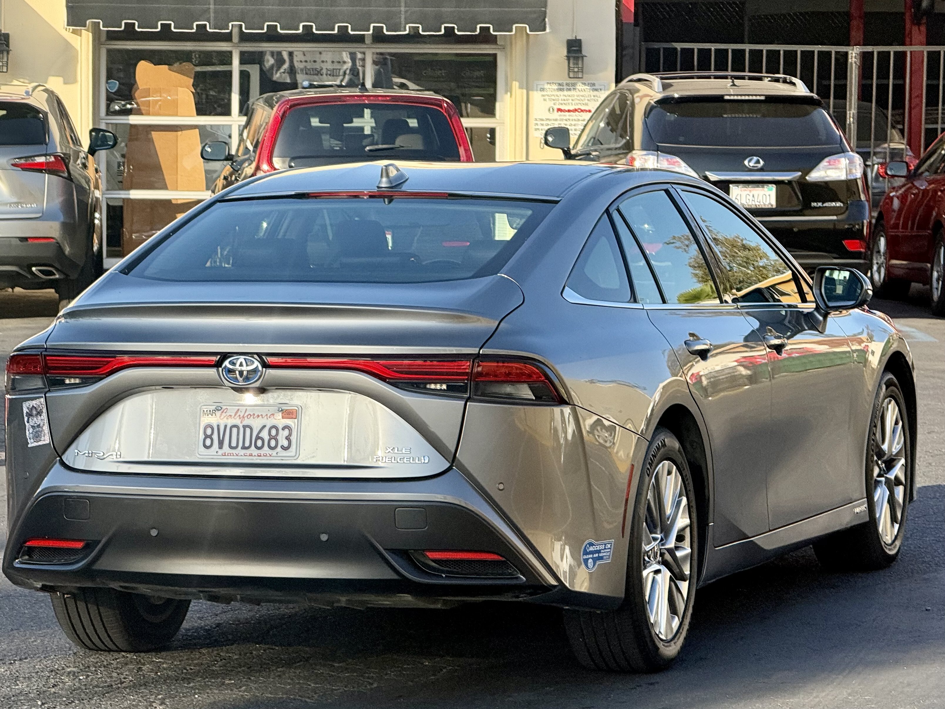 Used 2021 Toyota Mirai w/ Advanced Technology Package RWD image 8