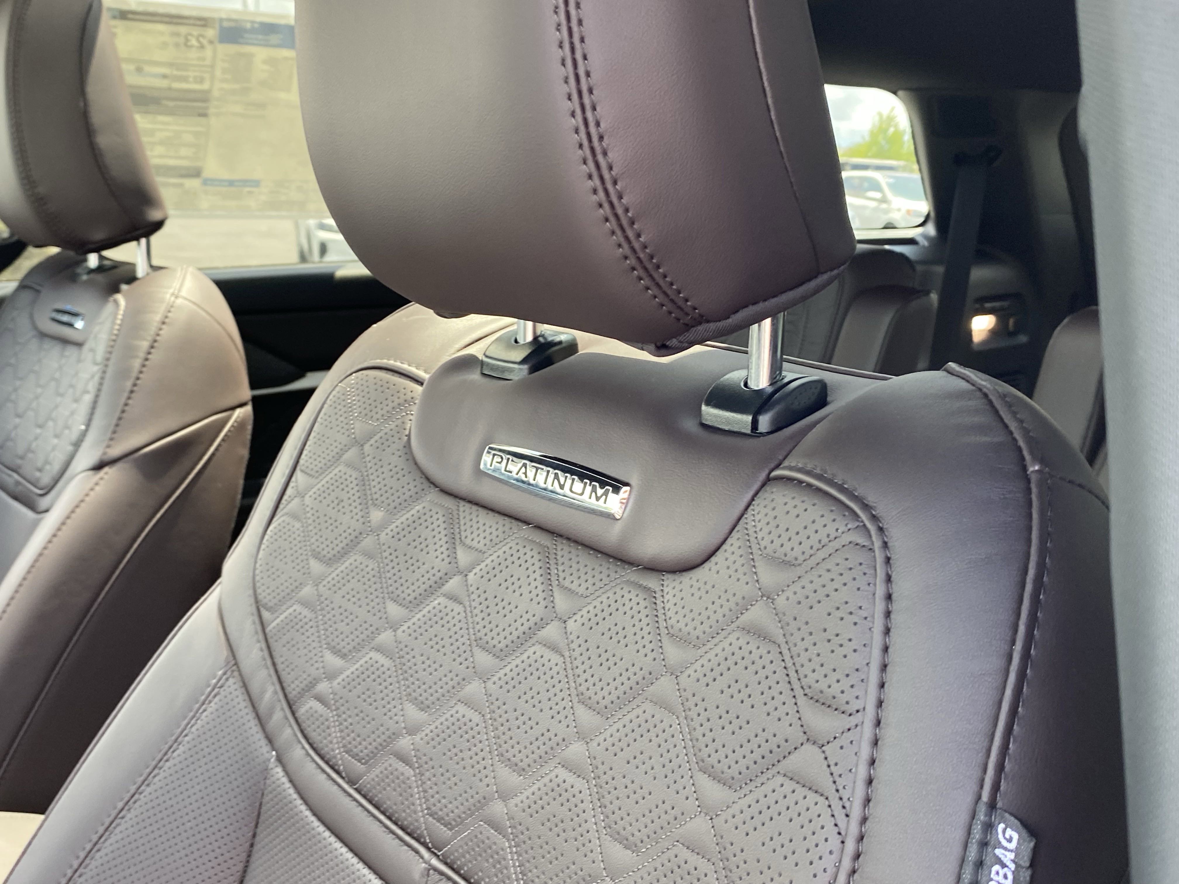 New 2025 Ford Explorer Platinum w/ LUX Leather Package image 17