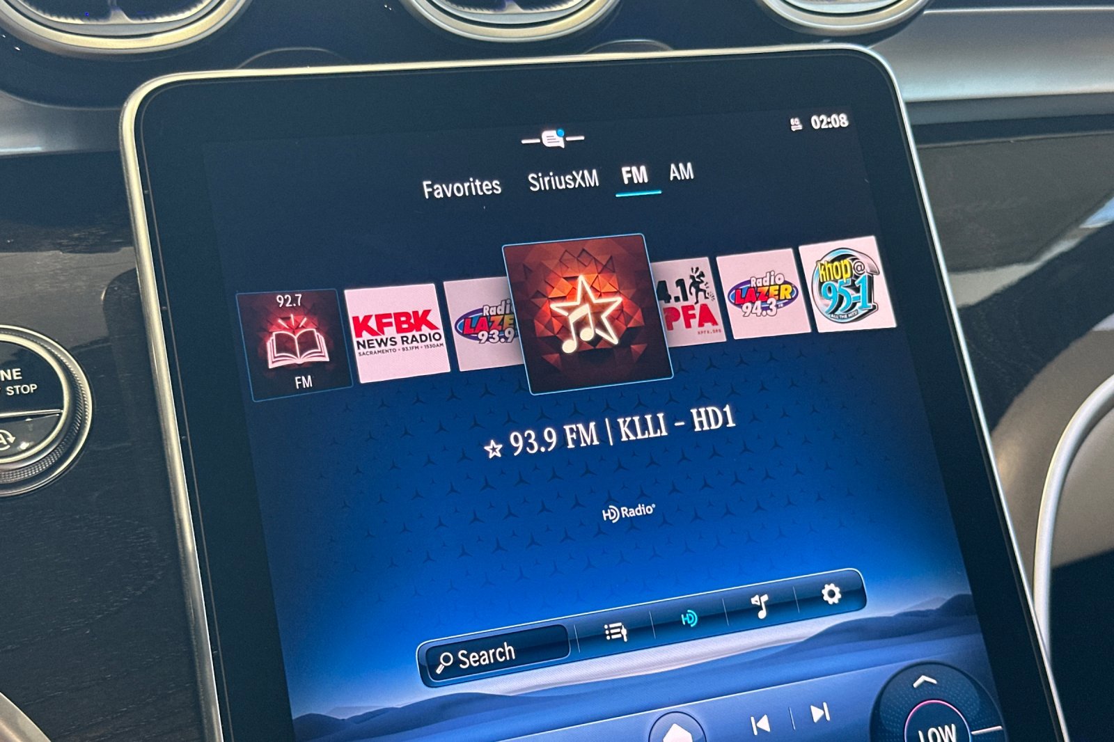 New 2025 Mercedes-Benz C 300 Sedan image 17