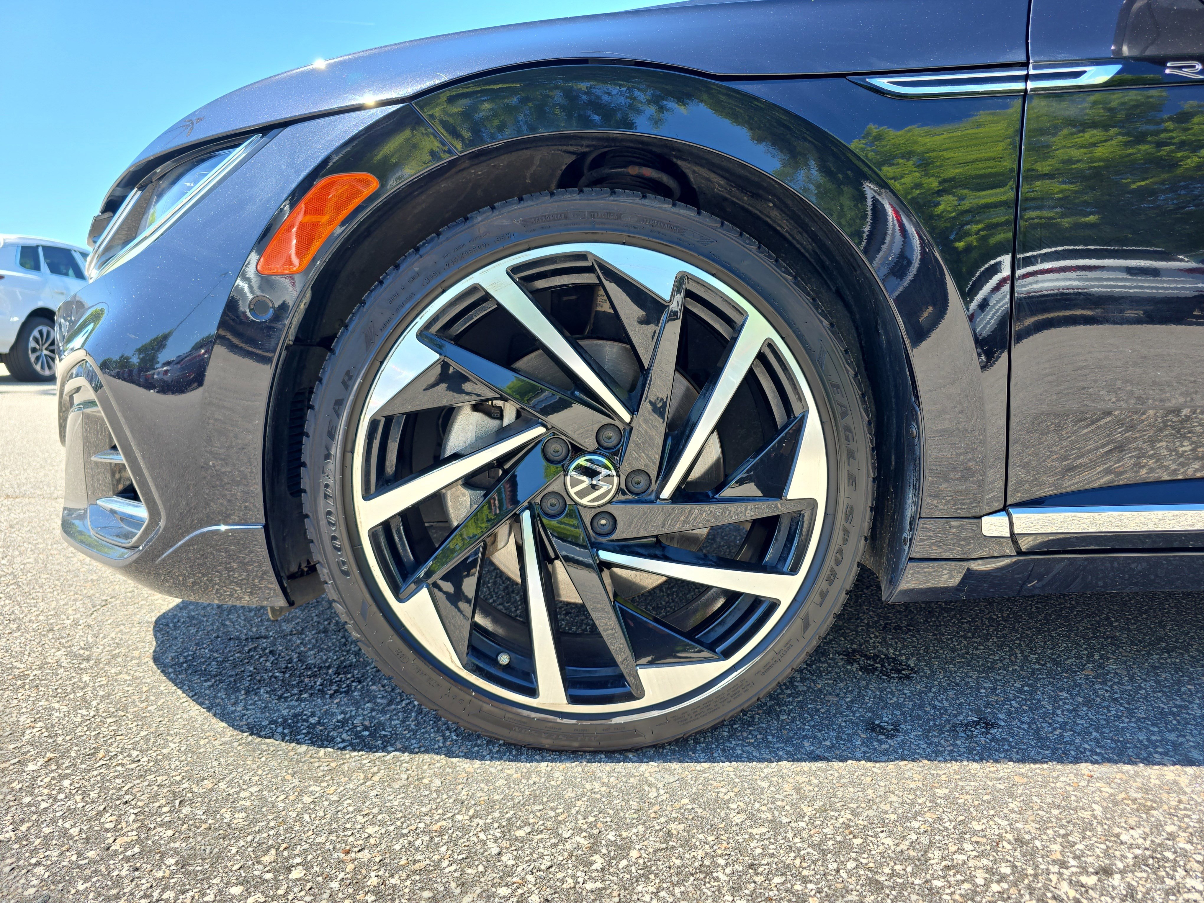 Used 2023 Volkswagen Arteon SEL Premium AWD/4WD image 32