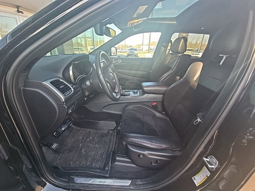 Used 2018 Jeep Grand Cherokee Trailhawk AWD/4WD image 11