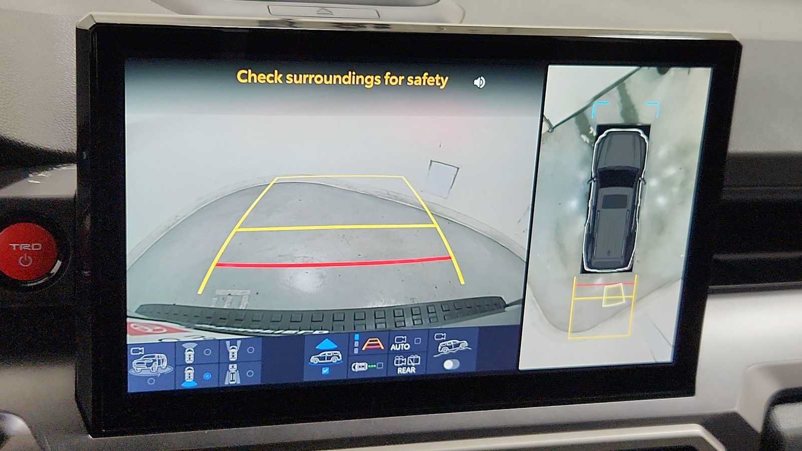 Certified 2025 Toyota 4Runner TRD Off-Road Premium AWD/4WD image 19