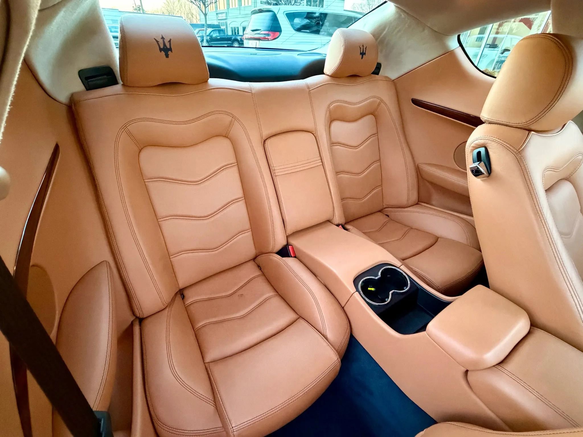 Used 2012 Maserati GranTurismo S image 38