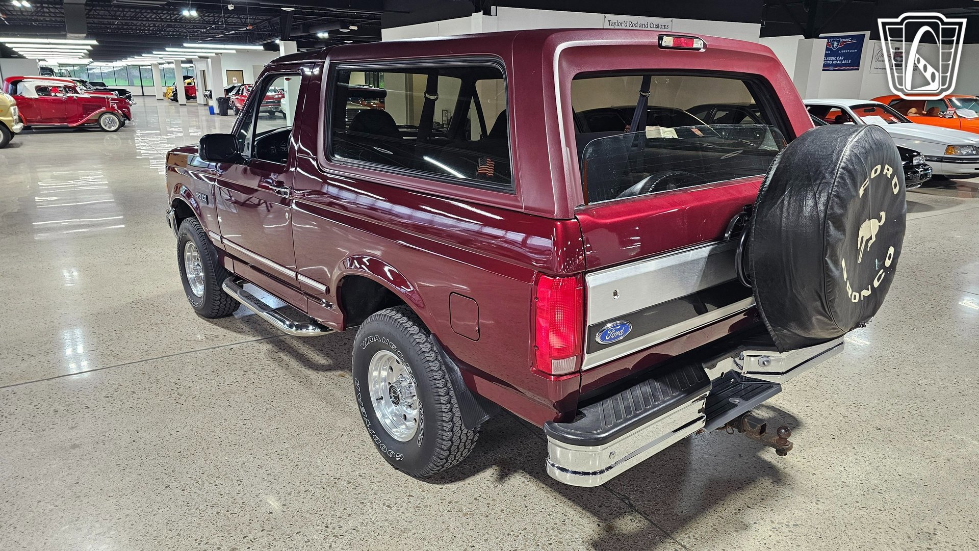 Used 1996 Ford Bronco XLT image 6