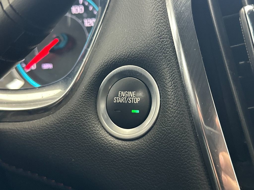 Used 2023 Chevrolet Traverse RS w/ LPO, Floor Liner Package image 23