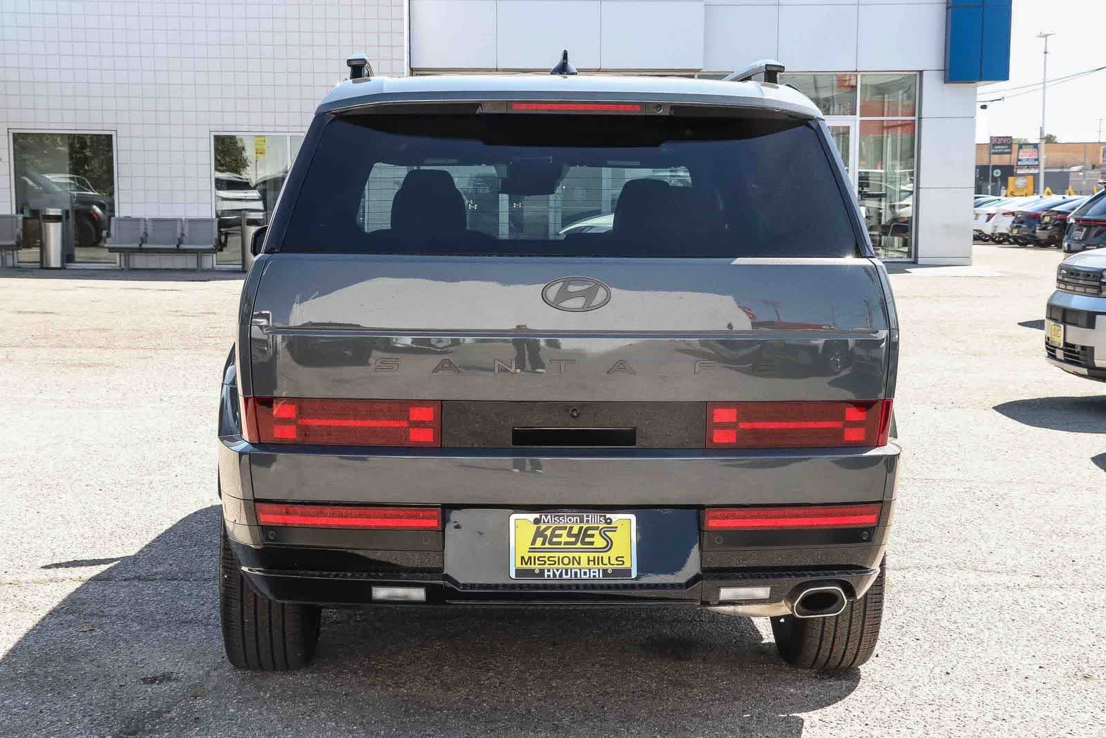 Certified 2024 Hyundai Santa Fe Calligraphy image 3