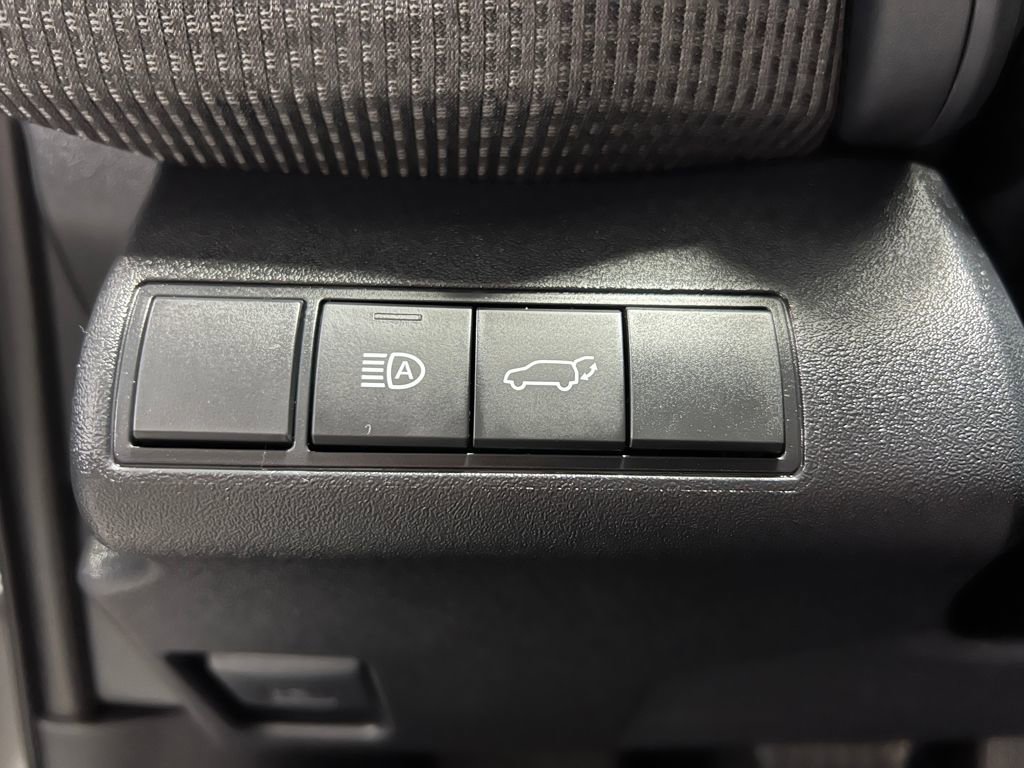 Certified 2025 Toyota bZ4X FWD image 40