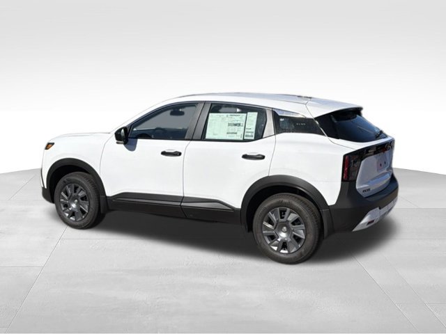 New 2027 Nissan Kicks S FWD image 3