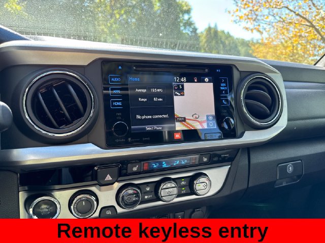 Used 2020 Toyota Tacoma SR5 AWD/4WD image 17