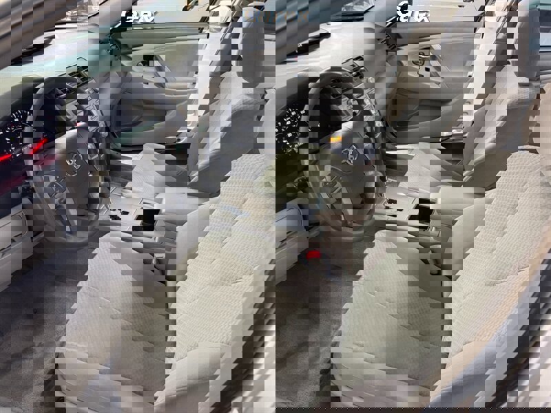 Used 2007 Toyota Camry LE FWD image 18