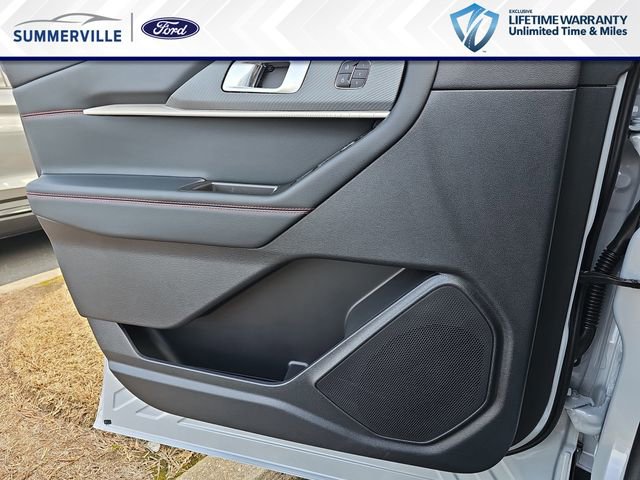 New 2026 Ford Explorer ST-Line w/ ST-Line Street Pack RWD image 33