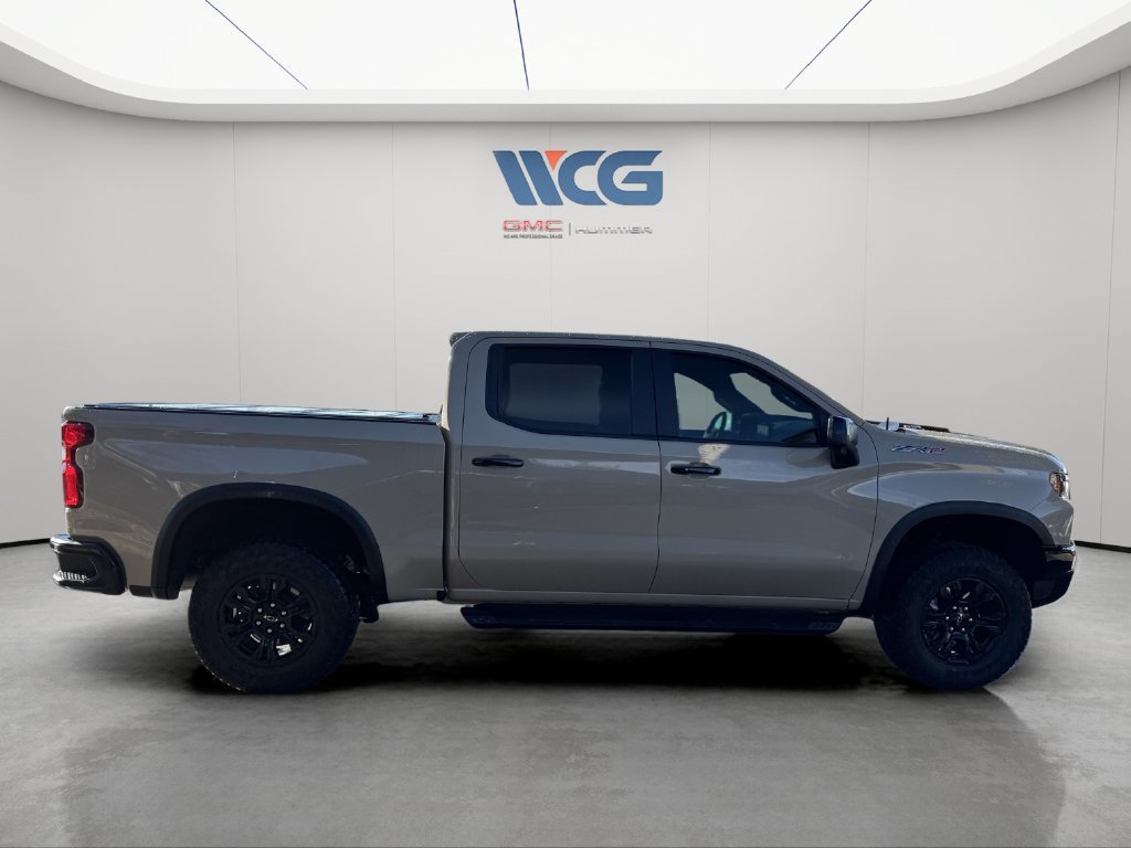 Used 2023 Chevrolet Silverado 1500 ZR2 w/ Technology Package AWD/4WD image 2
