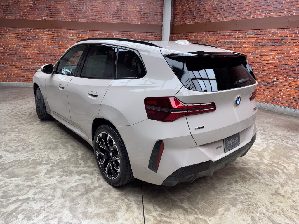 Used 2026 BMW X3 xDrive30i w/ Premium Package AWD/4WD image 2
