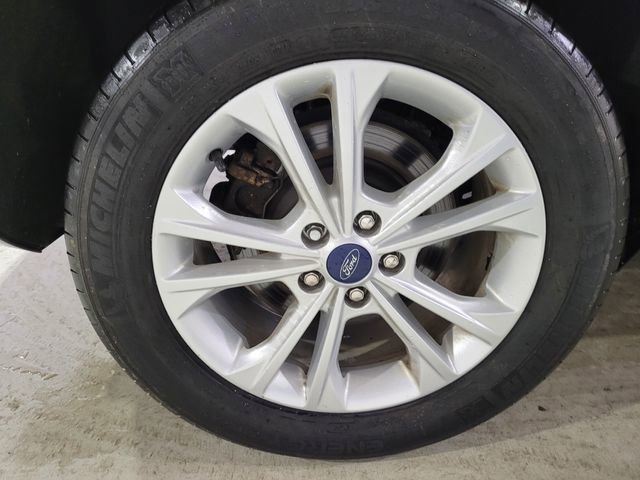 Used 2019 Ford Escape SE image 23