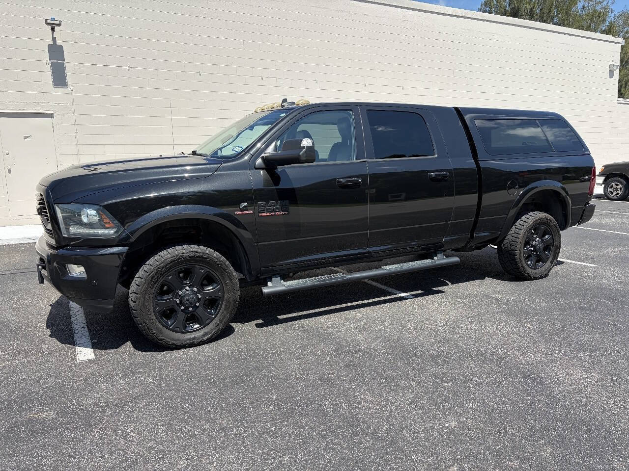 Used 2018 RAM 2500 Laramie w/ Sport Appearance Group AWD/4WD image 11